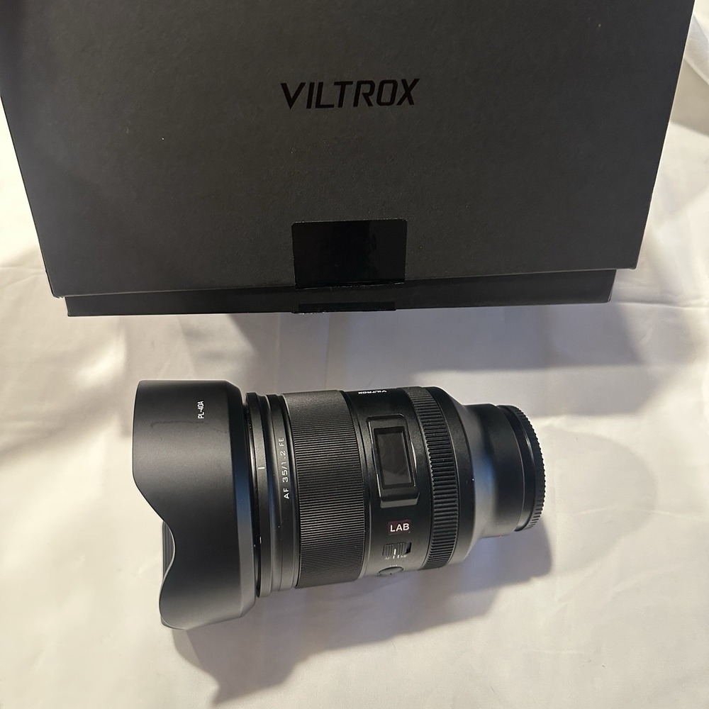 Viltrox AF 35mm F1.2 FE LAB Sony E Mount Lens | w/ Box, Hood, & | Bag Mint